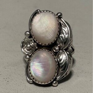 Ring Size 5.5 2 Mother of Pearl 10mm x 8mm Native Possibly Old Pawn Sterling Sil